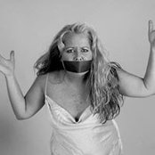 Michelle Carrs foto