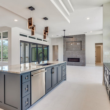 Modern: 3,694 ft², 4 BR/4.5 BA/1 ST