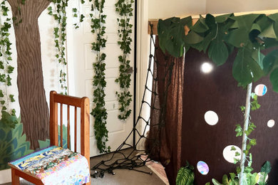 Example of an eclectic home design design in Denver