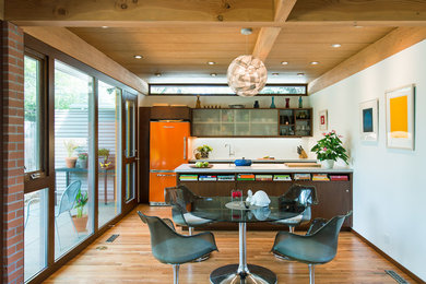 Kitchen - 1950s kitchen idea in Denver