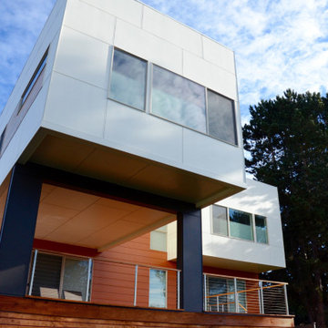 Othello Modern New Construction