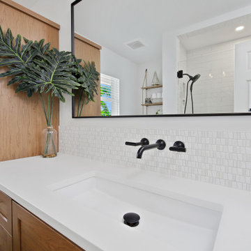 Mid Century Guest Bath