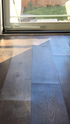 luxury vinyl plank glue down
