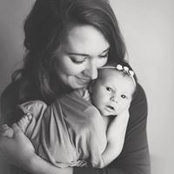 Lora Chastain's photo