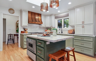 Kitchen of the Week: Two-Tone Cabinets Play Up a Warm Copper Hood