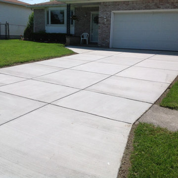 Concrete Driveway : Saratoga, CA