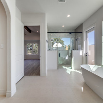 Spanish: 3,430 ft², 4 BR/3.5 BA/1 ST