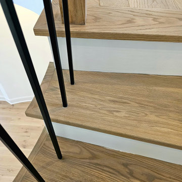 Project #110 | Beautiful Curved Staircase with Circular Balcony