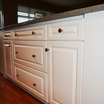 Low Cost Kitchen Makeover - Painted Cabinets