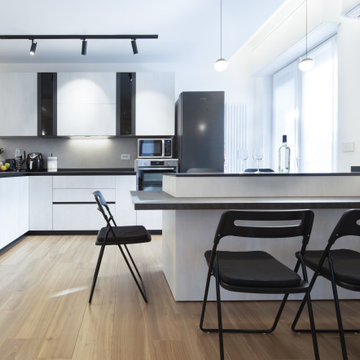 Vista della cucina dal soggiorno