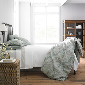 Bright and Shabby-Chic