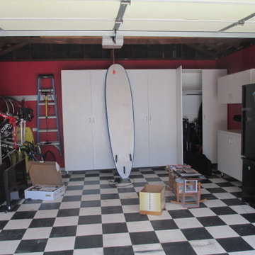 Beach Garage with Lots of Storage for an Active Family
