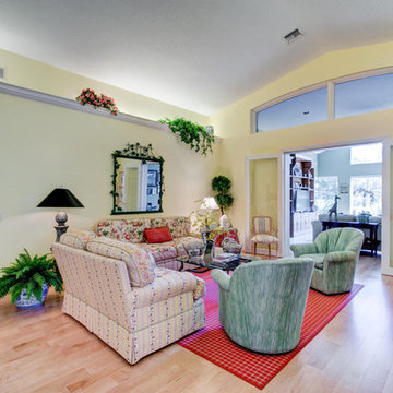 Jonathan's Landing Real Estate - 3884 Outlook Court