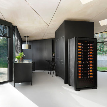 EuroCave Royale - Modern design wine cabinet