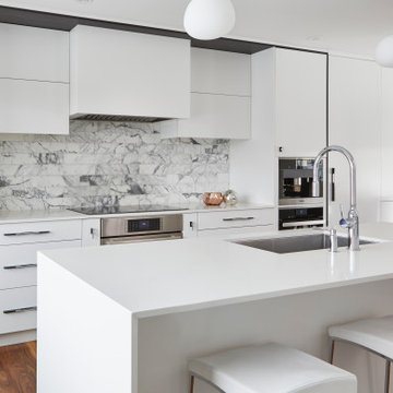 Mid-Century Minimalism