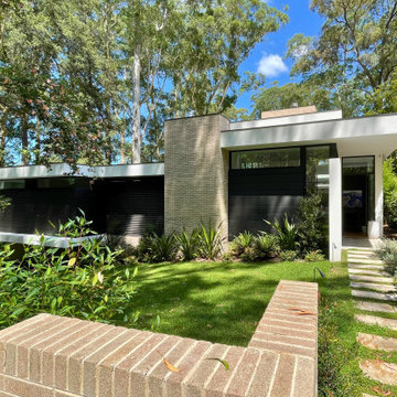 Architect- Designed Home | Waroonga
