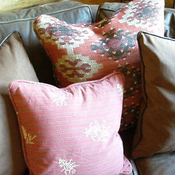 Solitude- Phase One and Two Addition/Remodel - Decorative Pillows