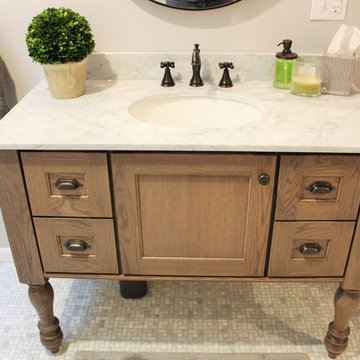 Simple yet elegant trendy guest bath