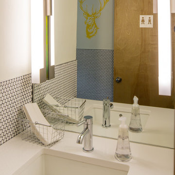Jackson Hole Retro Bathroom