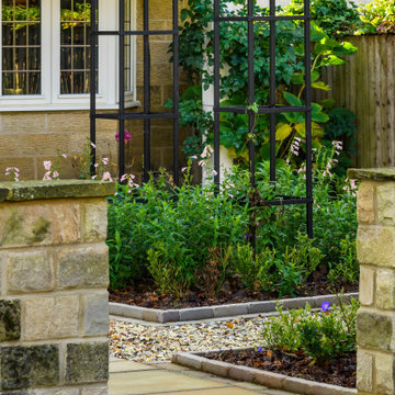 Arts & Crafts Garden