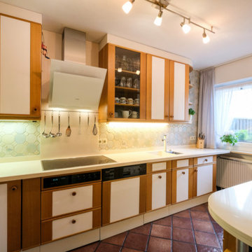 Küchenrenovierung: Neue Inlays in Hochglanz Weiß