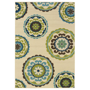 Coronado Indoor and Outdoor Medallion Ivory and Green Rug, 6'7"x9'6"