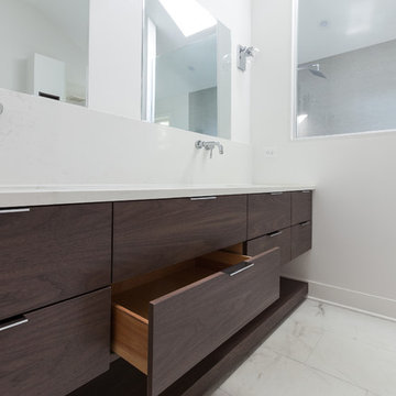 Mid Century meets Transitional in Clarendon Hills