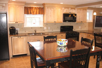 Kitchen - rustic kitchen idea in Boston