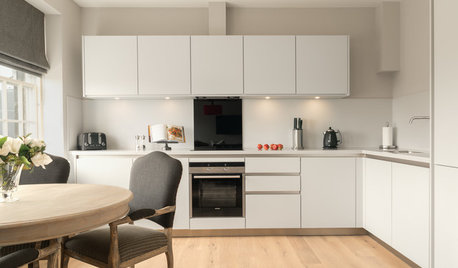 Kitchen Planning: Is a Handleless Kitchen the Right Choice For You?
