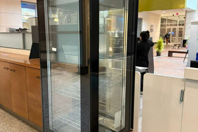 Refrigerated display case glass replacement
