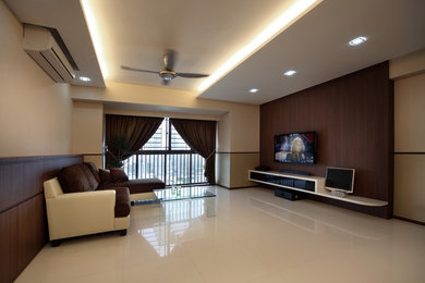 Elegant living room photo in Singapore