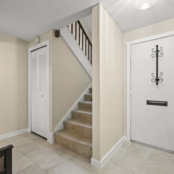 93 Hollister Way North, Glastonbury