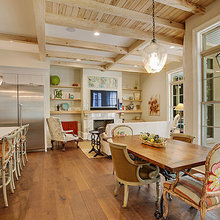 living, kitchen combo