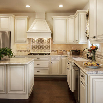 Vintage Style in Antique White is a Rock Star!