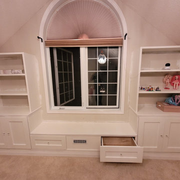 Bedroom Built-In with Bench