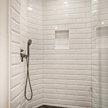 Nolina Trail - Warm Contemporary