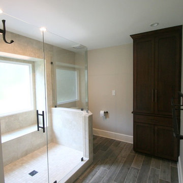 Triple Body Spray Spacious Shower