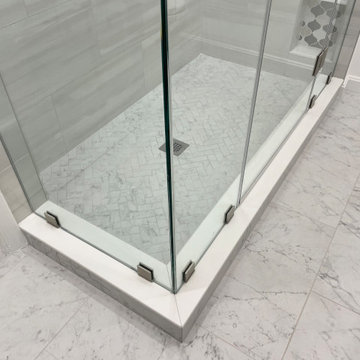 Alexandria - Corner Shower (60" Standard)