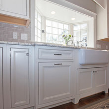 Apron sinks