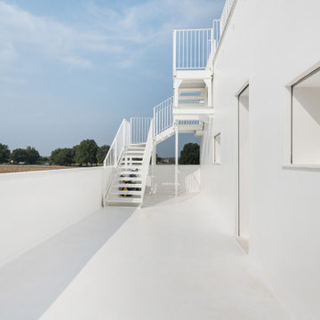 restyling villa in bianco ottico