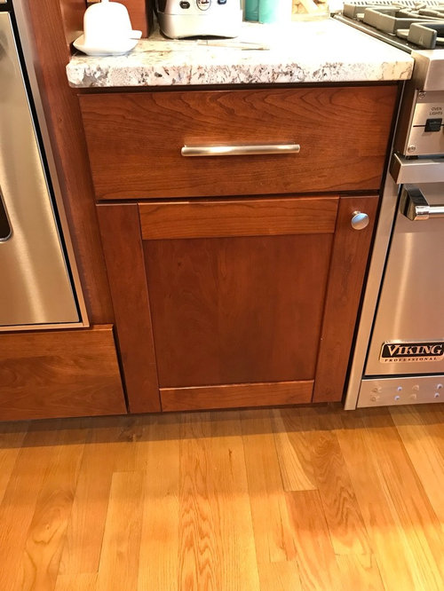 Wood Floor Colors That Go With Cherry, Should Hardwood Floors Go Under Kitchen Cabinets