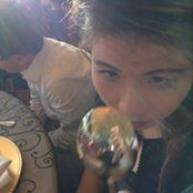 Shoot Au's photo