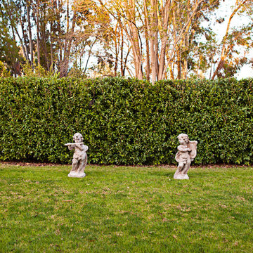 Garden Cherub Statues