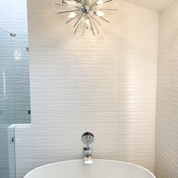 Contemporary Coastal Master Bathroom | Costa Mesa