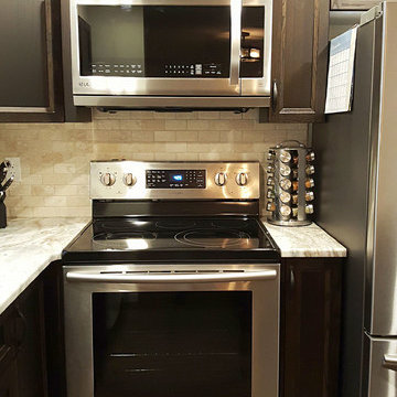 Tumbled Stone Kitchen Backsplash