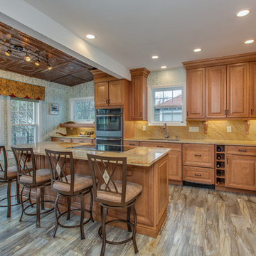 Ornate Maple Toffee Kitchen