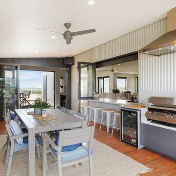 Frogs Hollow Country Home