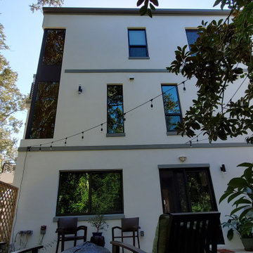 Modern In-town Residence
