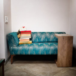 Metaphor | Daybed Sofa with Sloped Back & Arm Rest - Home Office Furniture