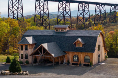 Exterior home idea in Other
